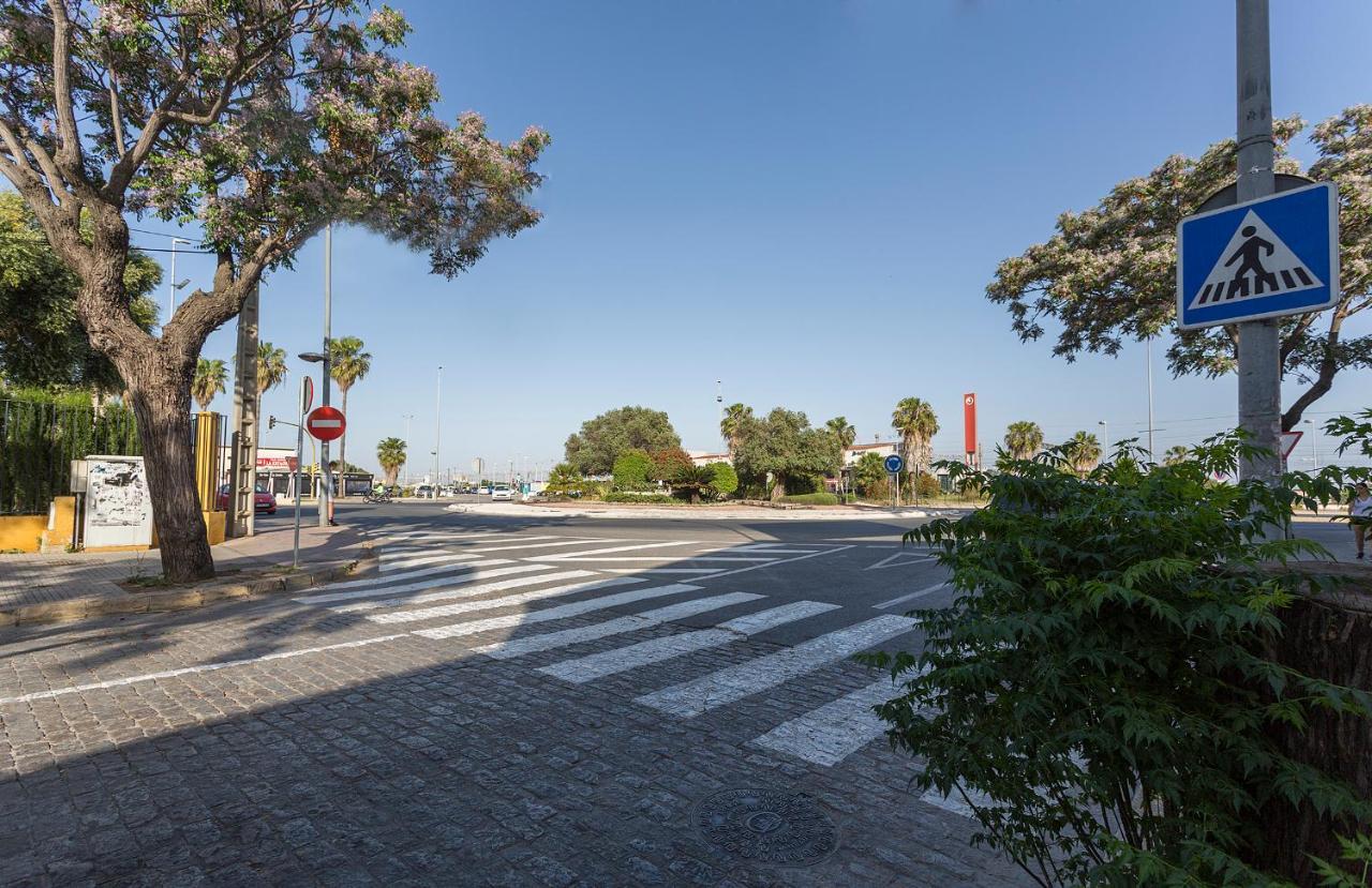Azvalia - La Estacion, Piscina Y Junto A La Renfe Apartman El Puerto de Santa María Kültér fotó