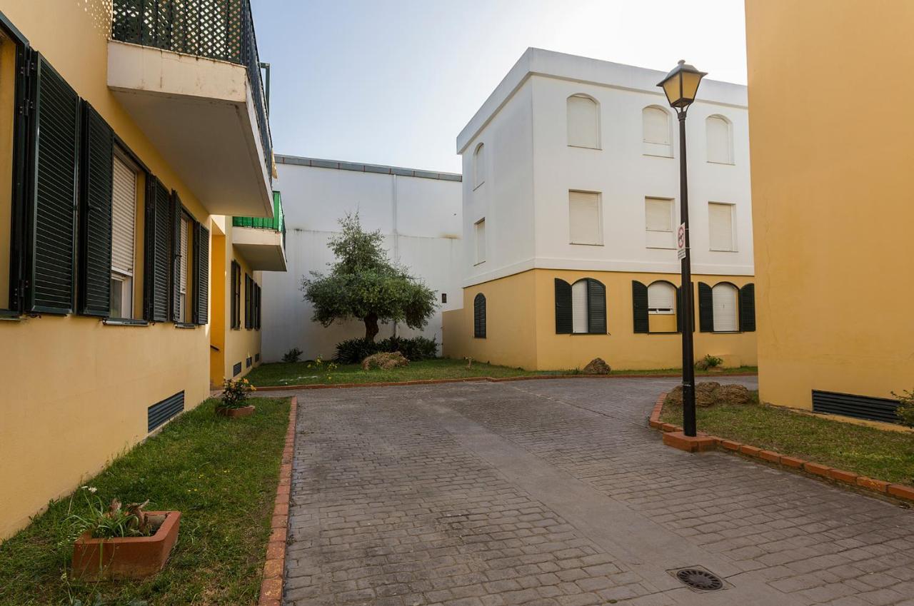 Azvalia - La Estacion, Piscina Y Junto A La Renfe Apartman El Puerto de Santa María Kültér fotó